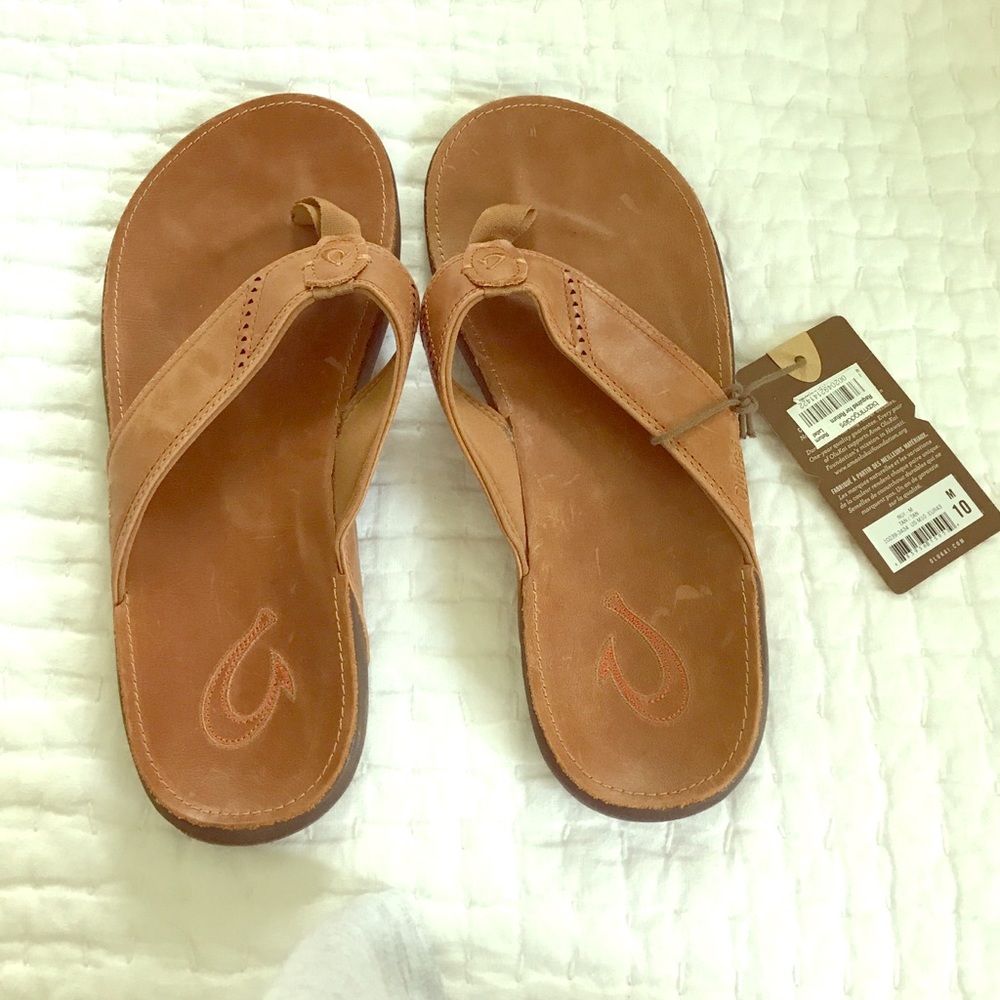 OluKai Men’s Sandals Size 10